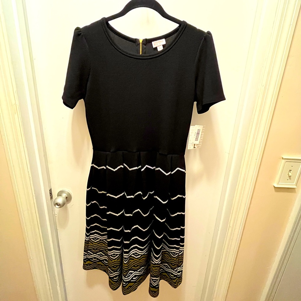 NWT Lularoe elegant Amelia
